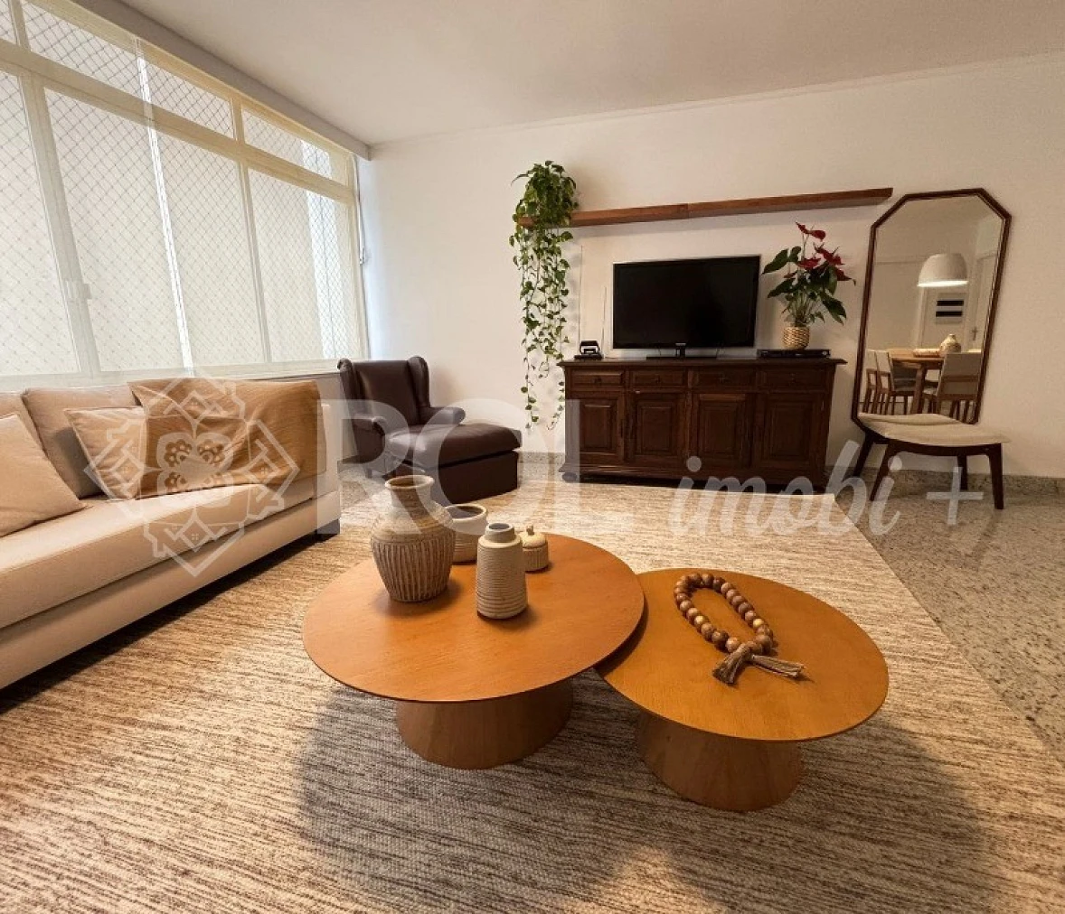 Apartamento Amplo 150 m² - 2 Dormitórios ( 1 Suíte)  - 2 Vagas - Locação - Foto 12