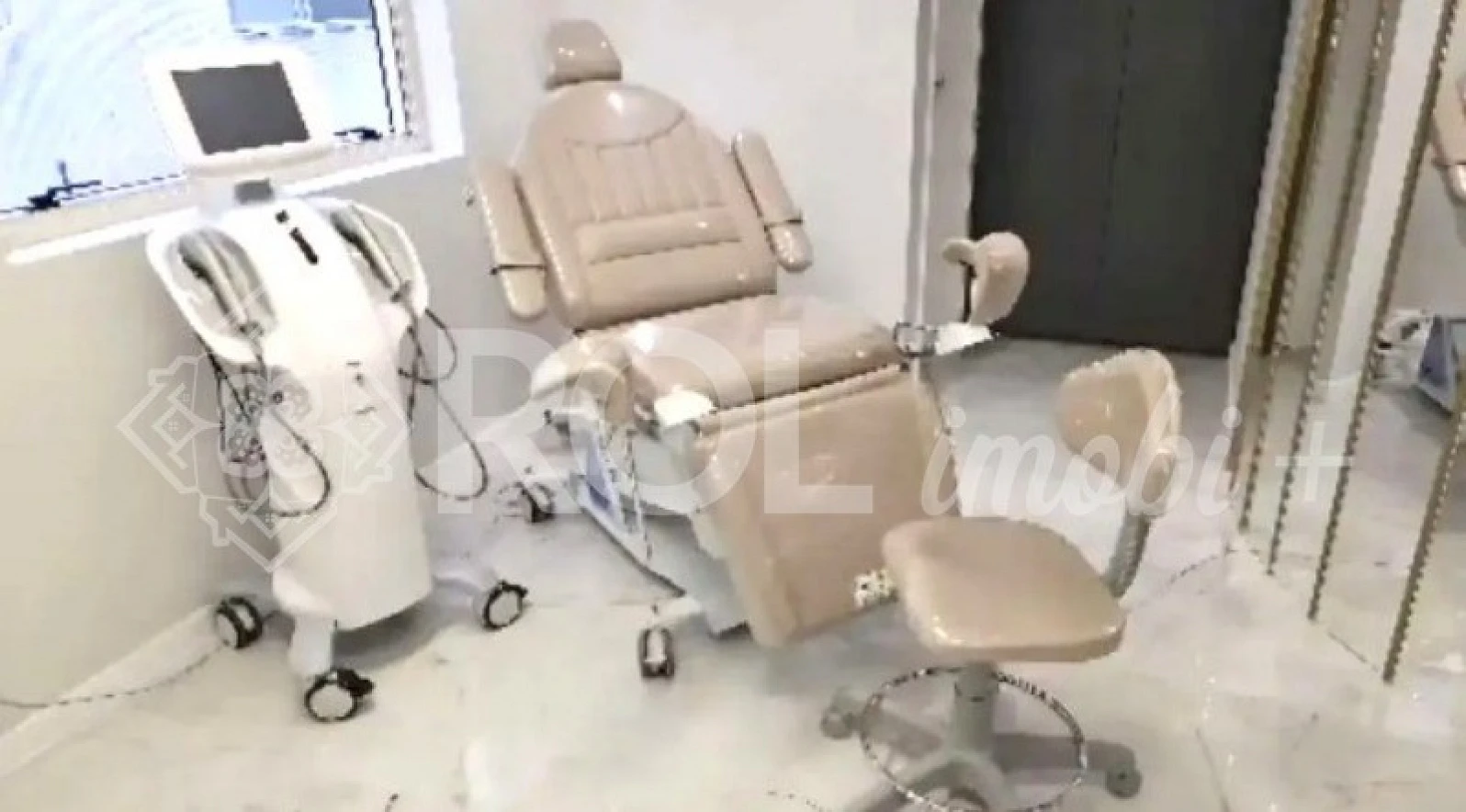 Clínica Médica Mobiliada Alto Padrão - 115 m² - 4 Salas - 4 Vagas - Jardins  - Venda - Foto 6