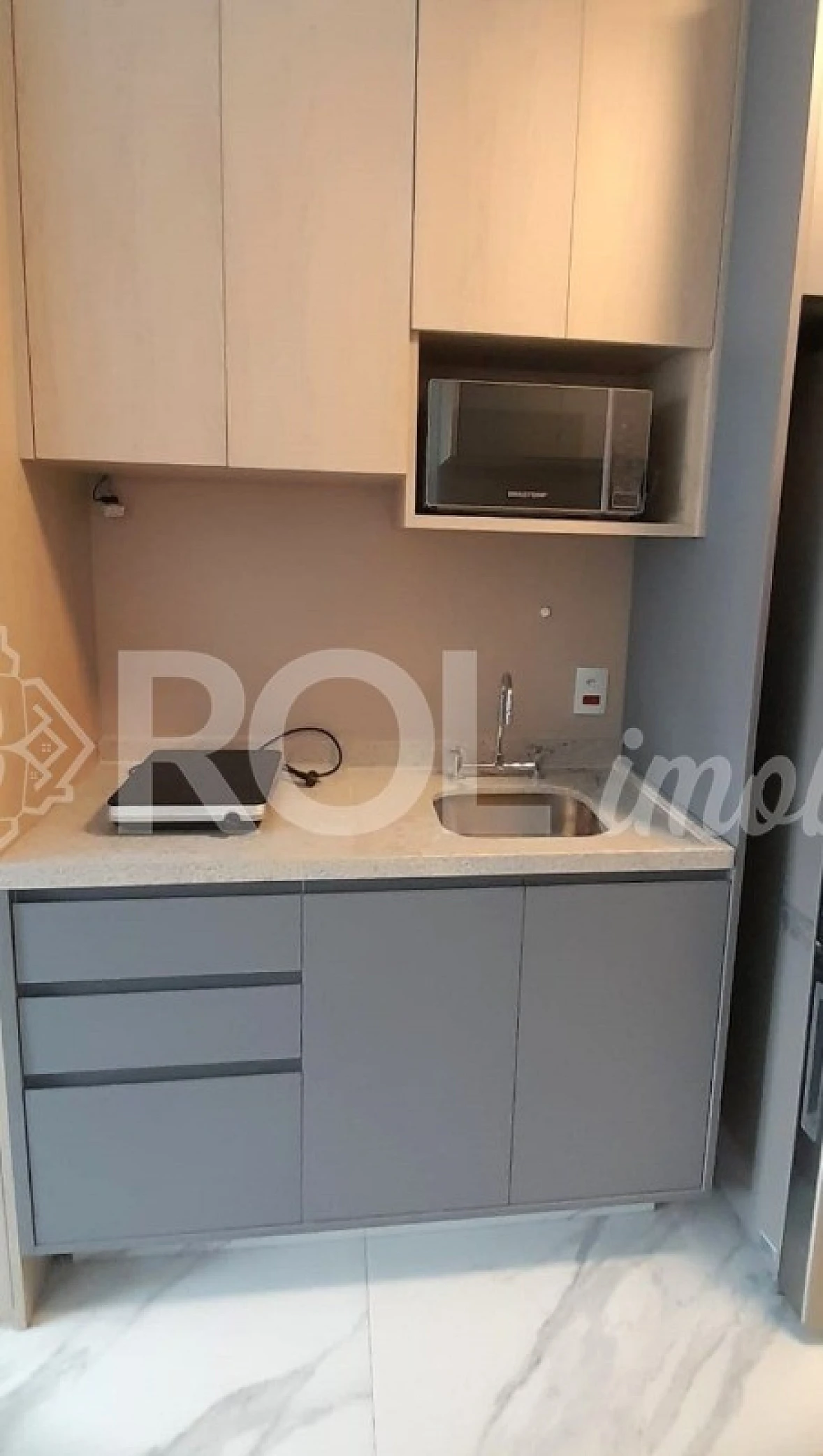 Studio Mobiliado 25 m² - Varanda - ao Lado da Puc - Venda - Foto 7