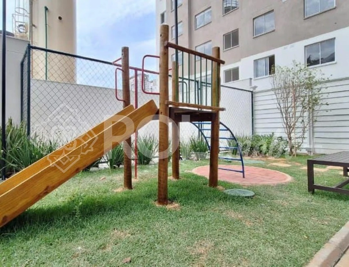 Apartamento em Parque Industrial Tomas Edson, São Paulo
