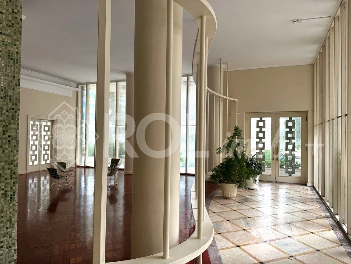 Apartamento 80 m² - 2 Dormitórios - Varanda - Higienópolis | Venda - Foto 11