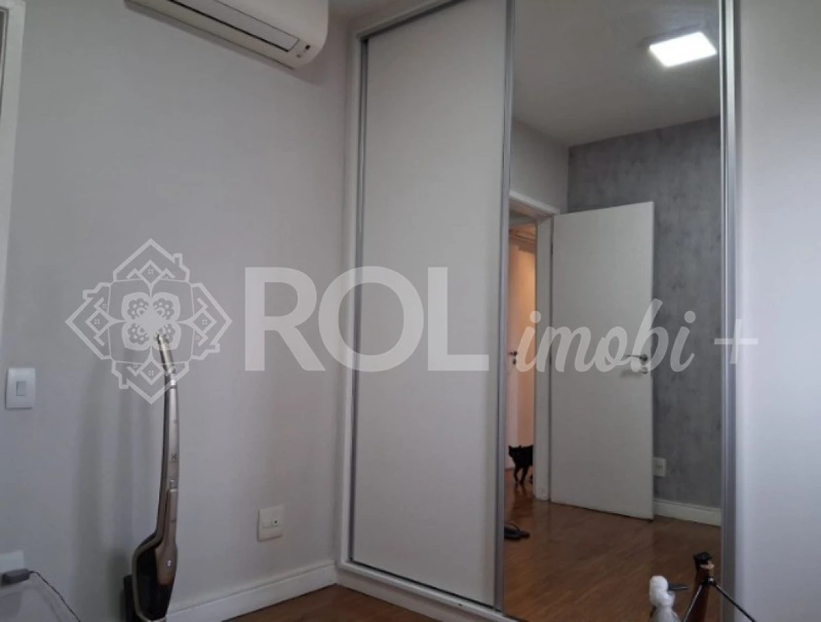 Apartamento em Vila Romana, São Paulo