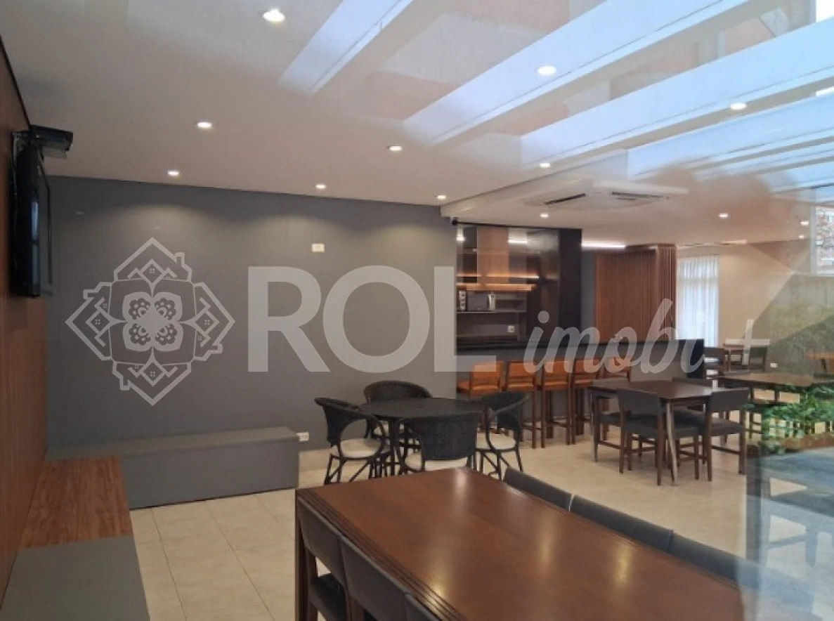 Apartamento em Vila Romana, São Paulo