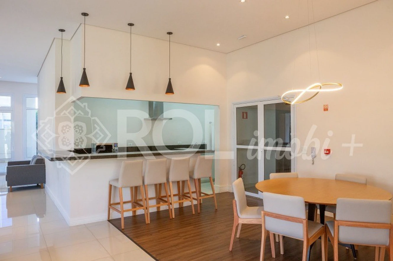 Apartamento em Vila Romana, São Paulo