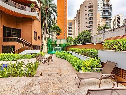 Apartamento de 227m² com 2 Quartos Suítes, a Venda em Moema. - Foto 33