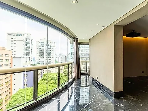 Apartamento em Moema, São Paulo