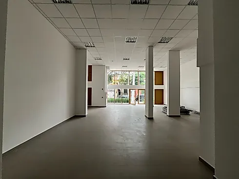 Loja térrea em Água Branca, São Paulo