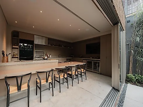 Casa Mobiliada com 701m² no Bairro Alto de Pinheiros  -  V e N D a - Foto 25