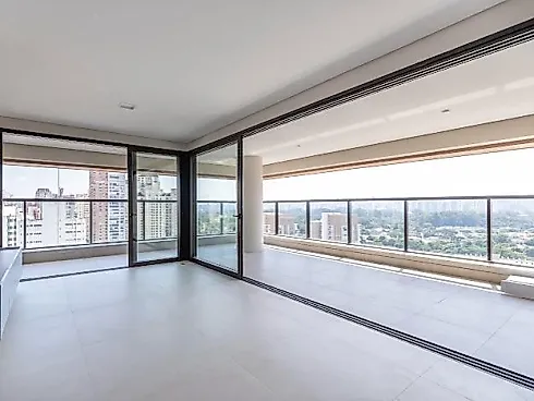 Apartamento em Moema, São Paulo