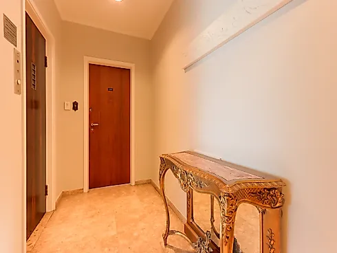 Apartamento Amplo, Reformado no Bairro Santa Cecília - Foto 23