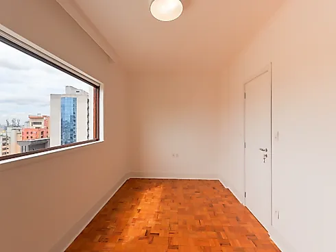 Apartamento Amplo, Reformado no Bairro Santa Cecília - Foto 8