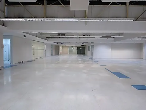Prédio Comercial com 4.816M² na Barra Funda  -  Locação - Foto 8