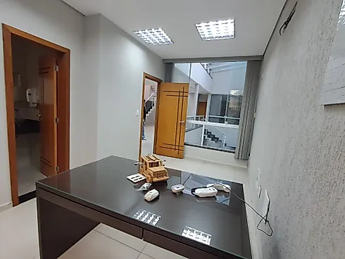 Prédio  Comercial com 288² - Vagas para 03 Carros -  Locação - Foto 30