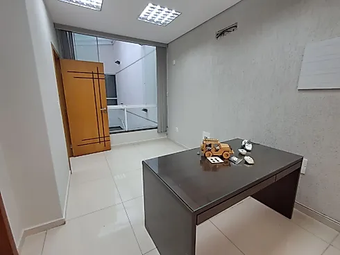 Prédio  Comercial com 288² - Vagas para 03 Carros -  Locação - Foto 26