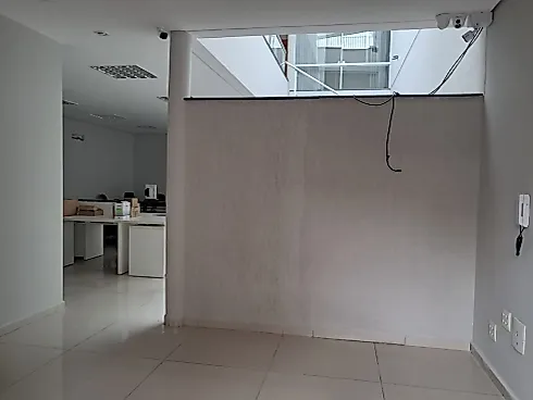 Prédio  Comercial com 288² - Vagas para 03 Carros -  Locação - Foto 11