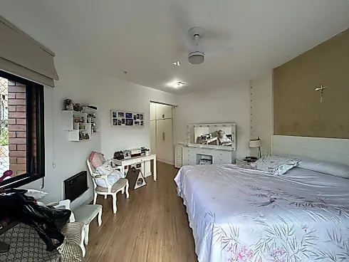 Amplo Apartamento com 290m² Bairro Pacaembu - 1º Andar - Foto 18
