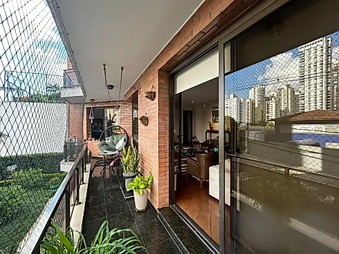 Amplo Apartamento com 290m² Bairro Pacaembu - 1º Andar - Foto 26