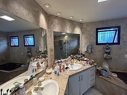 Amplo Apartamento com 290m² Bairro Pacaembu - 1º Andar - Foto 34