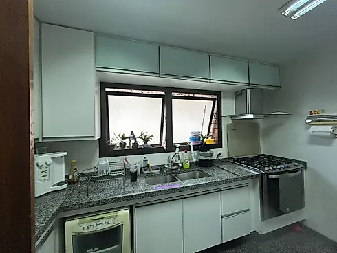 Amplo Apartamento com 290m² Bairro Pacaembu - 1º Andar - Foto 6