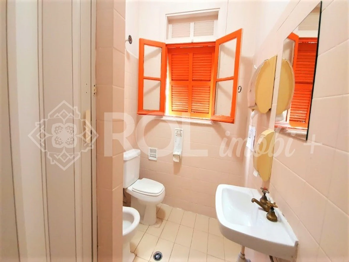 Ampla Casa Comercial em Higienopolis com 75m² - Locação - Foto 7
