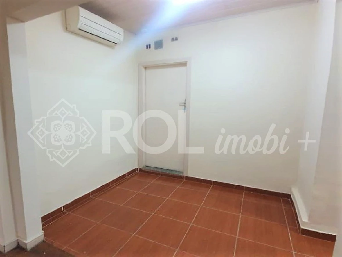 Ampla Casa Comercial em Higienopolis com 75m² - Locação - Foto 10