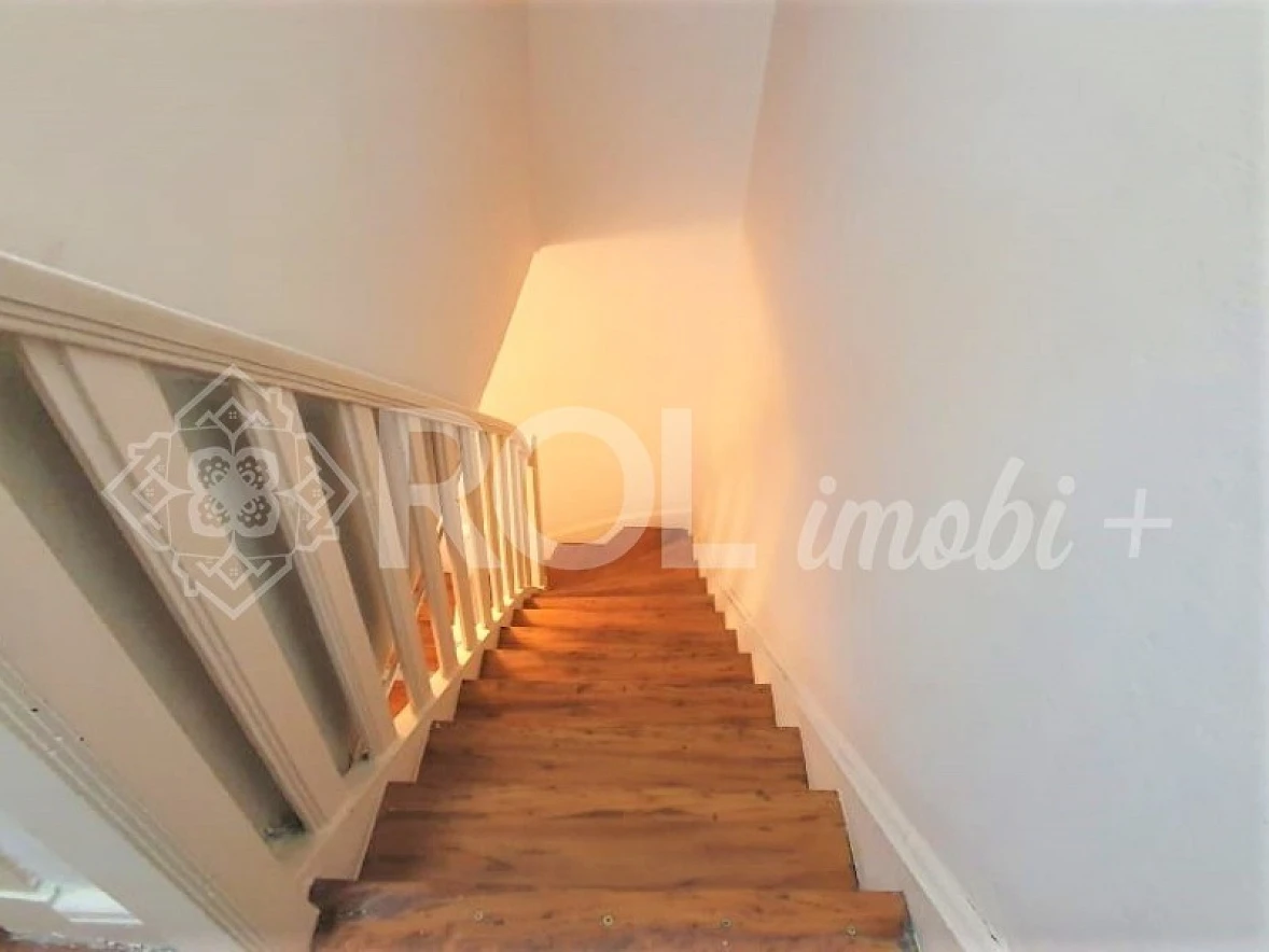 Ampla Casa Comercial em Higienopolis com 75m² - Locação - Foto 11
