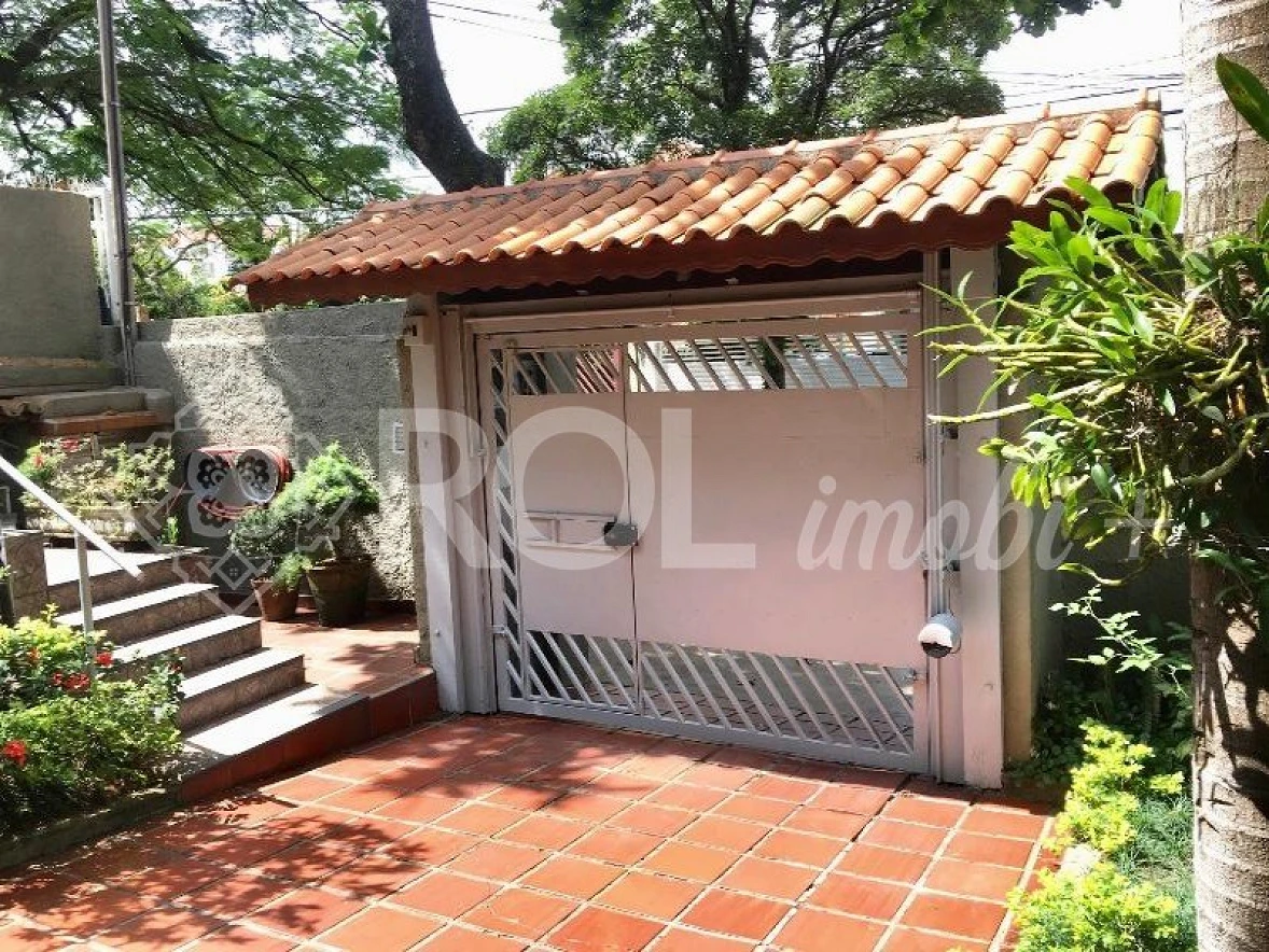 Casa em Vila Inah, São Paulo