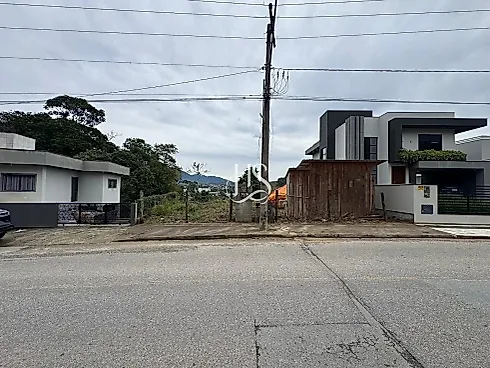 Vila Becker, Santo Amaro da Imperatriz
