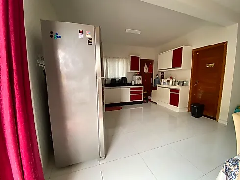 Casa com 4 Dormitórios sendo 1 Suíte - Foto 6