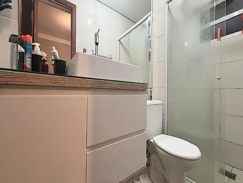 Apartamento 2 Dormitórios, sendo 1 Suíte - Foto 11