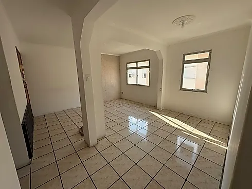 Apartamento 2 Dormitórios - Apartamento em Barreiros, São José - Foto 2