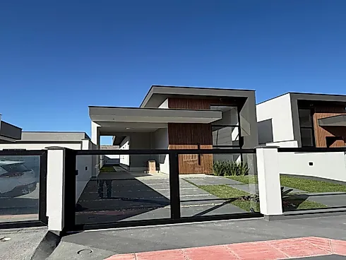 Casa 2 Dormitórios, sendo 1 Suíte - Casa em Alto Aririú, Palhoça - Foto 1