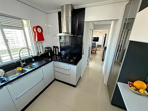 Apartamento 2 Dormitórios, sendo 1 Suíte - Foto 6