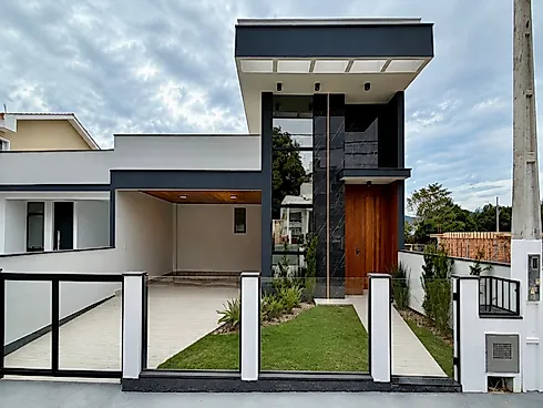 Casa 3 Dormitórios, sendo 1 Suíte