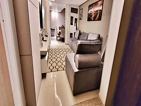 Casa 4 Dormitórios, sendo 1 Suíte e 1 Suíte Master - Casa em Jardim Eldorado, Palhoça - Foto 2