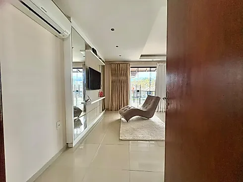 Casa 4 Dormitórios, sendo 1 Suíte e 1 Suíte Master - Foto 27