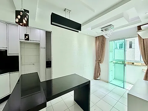 Apartamento 2 Dormitórios, sendo 1 Suíte com Closet - Foto 6