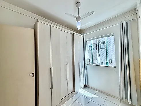 Apartamento 2 Dormitórios, sendo 1 Suíte com Closet - Foto 8