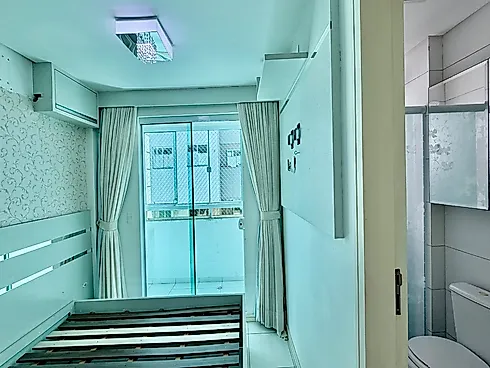 Apartamento 2 Dormitórios, sendo 1 Suíte com Closet - Foto 12