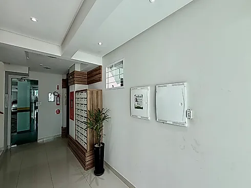 Apartamento 2 Dormitórios, sendo 1 Suíte com Closet - Foto 18