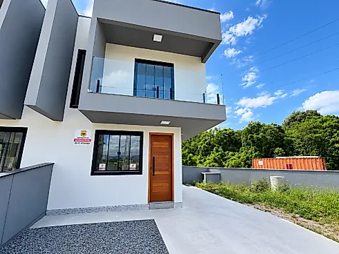 Sobrado geminado em Bela Vista, Palhoça