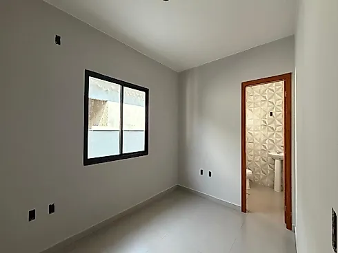 Casa Geminada 2 Dormitórios, sendo 1 Suíte - Foto 9