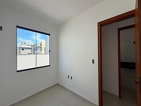 Casa Geminada 2 Dormitórios - Foto 11