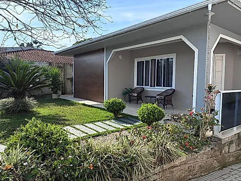 Casa 3 Dormitórios, sendo 1 Suíte