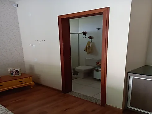 Casa 4 Dormitórios, sendo 3 Suítes - Foto 9