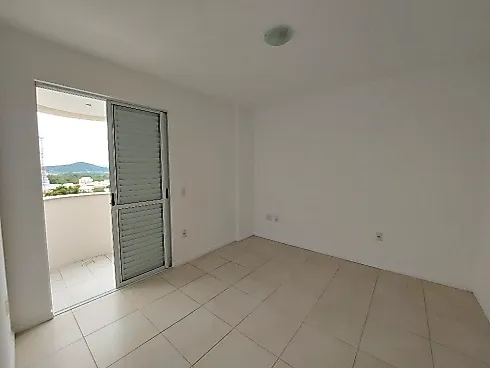 Apartamento 2 Dormitórios, sendo 1 Suíte - Foto 12