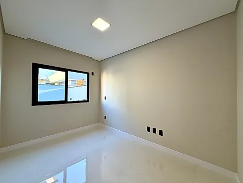 Casa 3 Dormitórios, sendo 1 Suíte - Foto 11