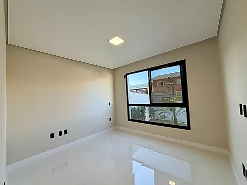 Casa 3 Dormitórios, sendo 1 Suíte - Foto 13