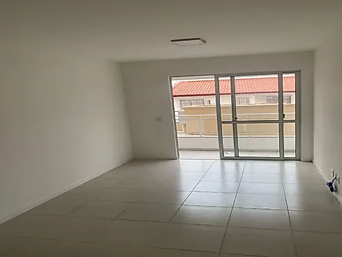 Apartamento 2 Dormitórios - Foto 2