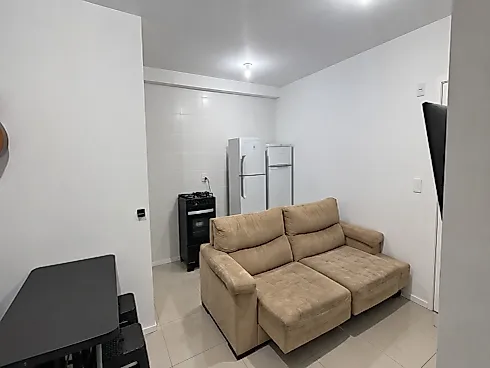 Apartamento, 2 Dormitórios sendo 1 Suíte - Foto 3